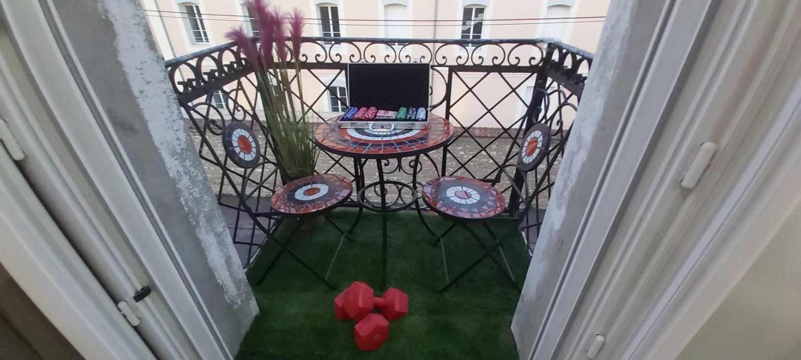 Les Suite Appartement A Chalon Sur Saone Room photo
