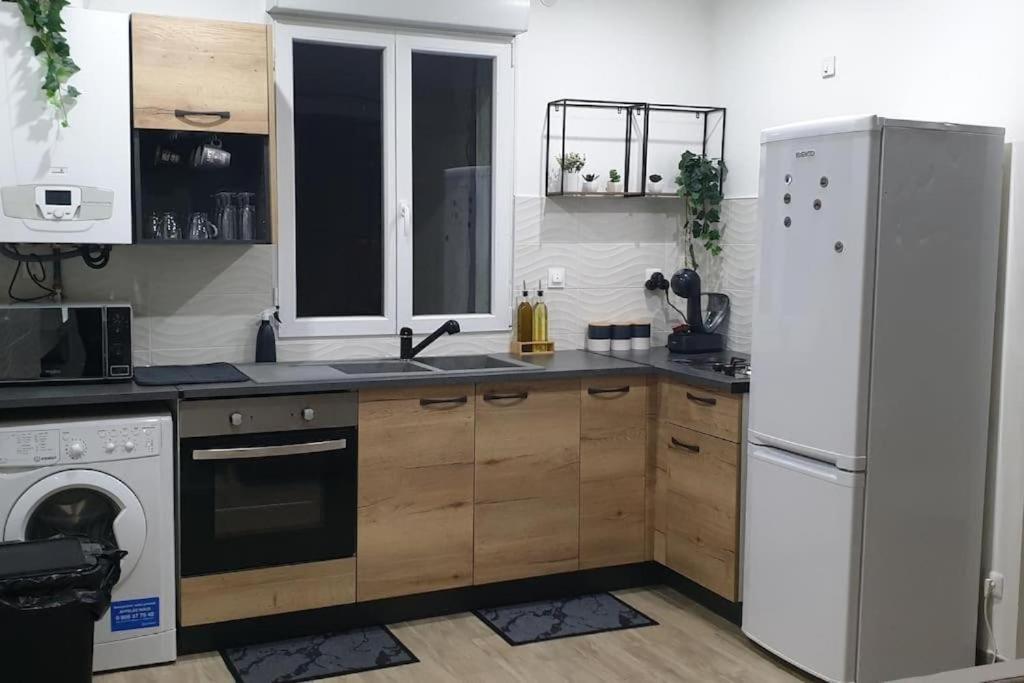 Les Suite Appartement A Chalon Sur Saone Exterior photo